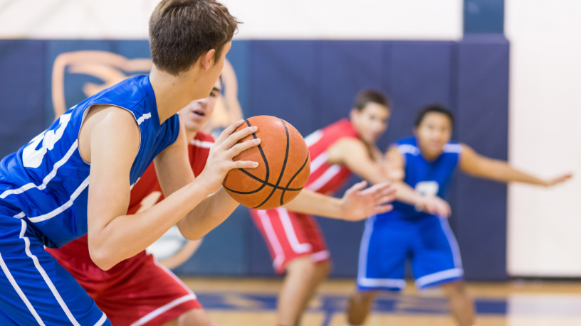 A formação integral de crianças e adolescentes passa pelo esporte escolar, como explica Elias Assum Sabbag Junior.