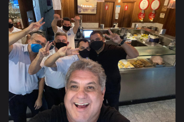 Leonardo Rocha de Almeida Abreu convida você a uma viagem gastronômica pelos sabores que contam a história do Brasil.