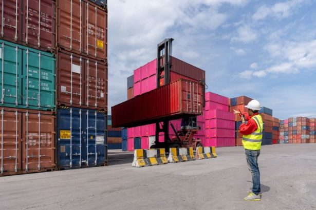 Pequenos Negócios e Exportação: Como Empresas Brasileiras Estão Ganhando Espaço no Comércio Exterior